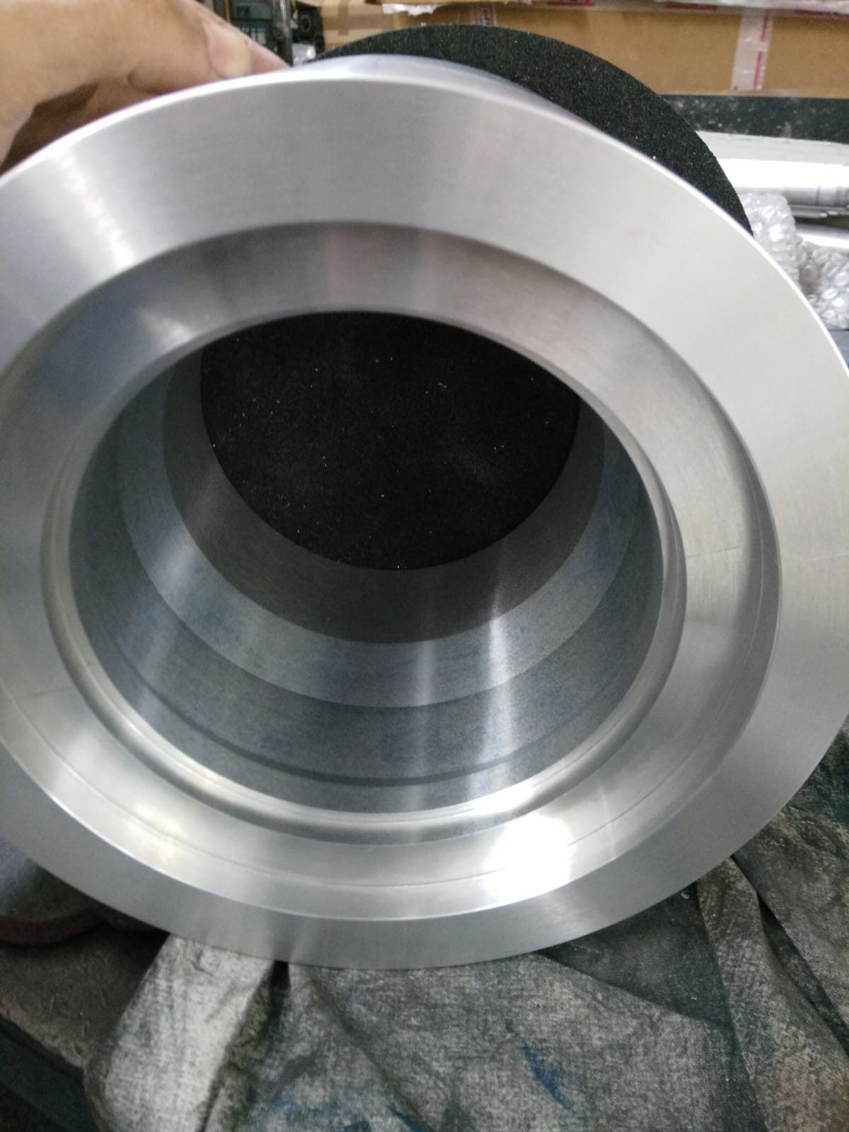 Turned aluminium part