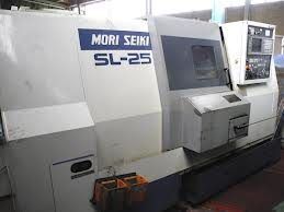 MORI SEIKI CNC lathe with automatic bar feeder, for bars up to Ø 42 mm